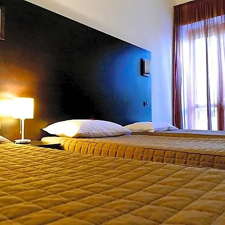 Colucci فندق